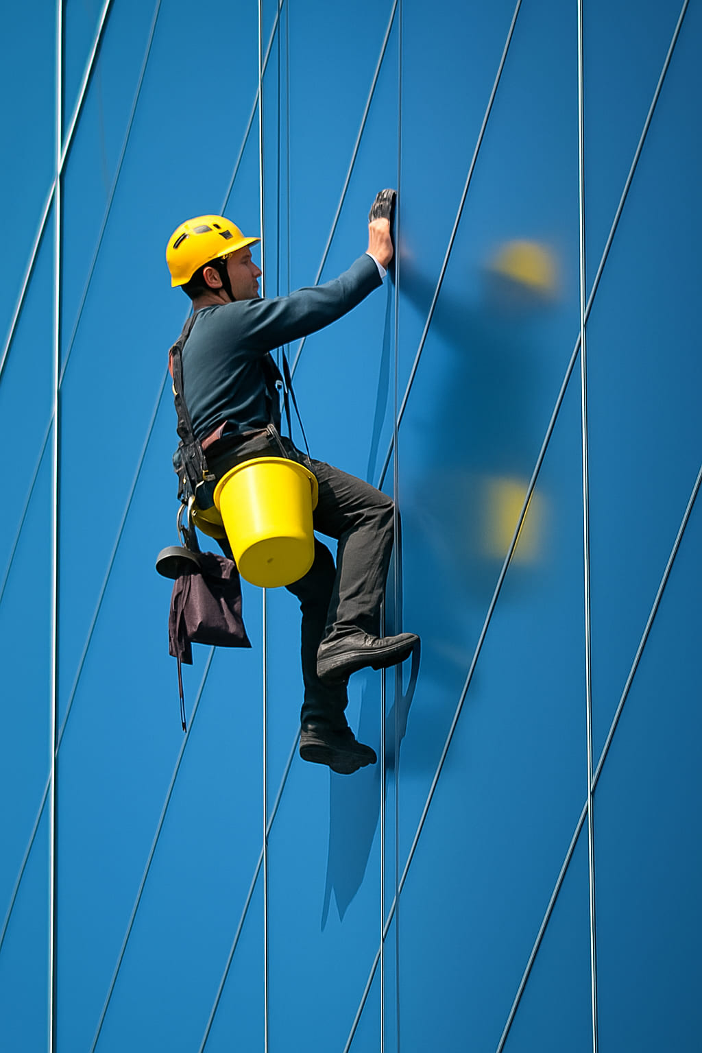 Trabajos verticales con cuerdas supervisados por Dirección Facultativa en Madrid